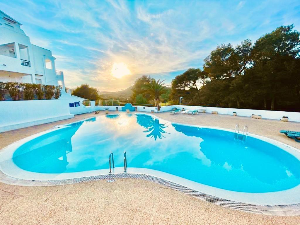 GREEN PARK APARTMENTS Vista campo de golf Son Parc Exterior foto